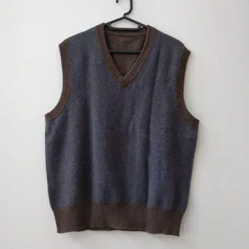 캐시미어 100% V넥 니트 베스트 L