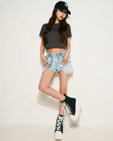 [ 미사용 새상품 ] 스즈키 아미 하이컷 스니커즈 L