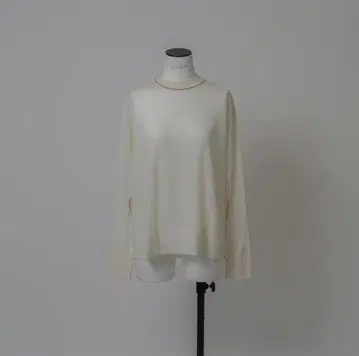 LOHEN 로헨 바이컬러 심 니트