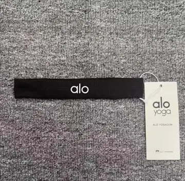 alo yoga 블랙 헤어밴드