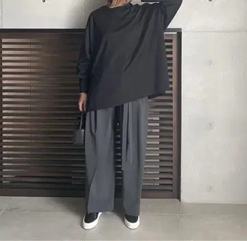 LOHEN 로헨 박시 라인 빅 롱T