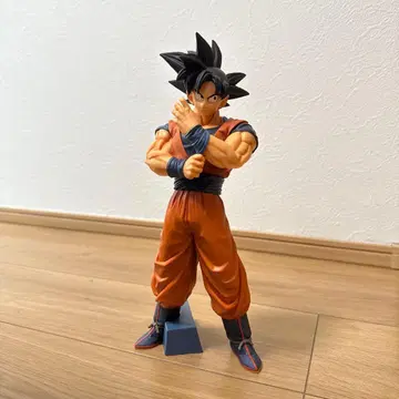 제일복권 드래곤볼 스트롱 체인즈 손오공 피규어
