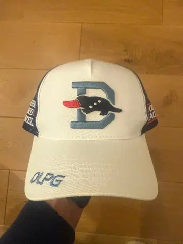 러프앤스웰/캡 화이트/네이비