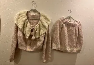 리즈리사 핑크 퍼 가디건과 스커트 세트