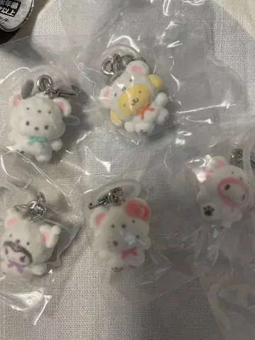 산리오 캐릭터즈 메지루시 액세서리 ~ 스노우 헬로키티 쿠로미