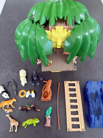 아니아 자이언트 액션 트리