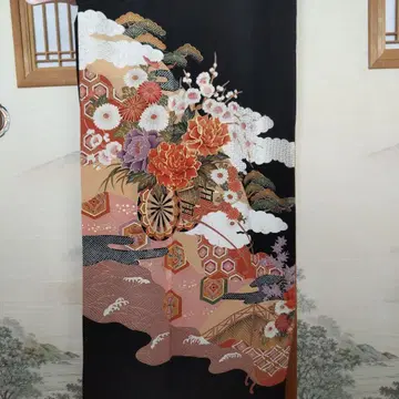 블랙 꽃무늬 실크 전통 예복 기모노