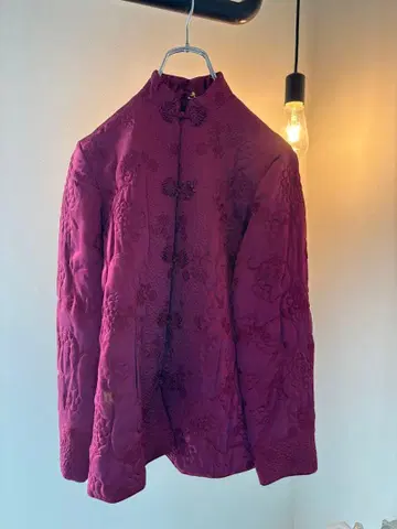 구제 의류 SPORTACULAR 차이나 가운