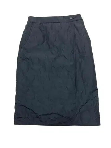 새상품급 UNIQLO 유니클로 블랙 퀼팅 랩 스커트 가을/겨울