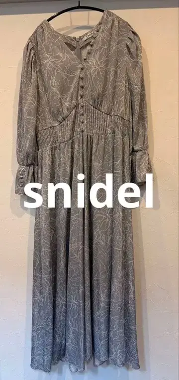 SNIDEL 플라워 롱 원피스 허리 개더 그레이 스나이델