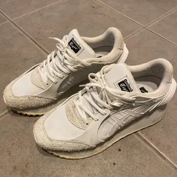 오니츠카타이거 25.0