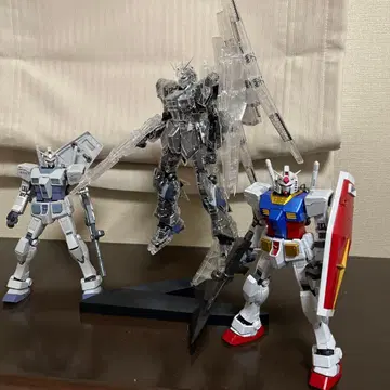 조립 완료 건담 프라모델 MG HG