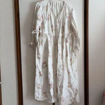 프리즘 로즈 원피스 긴팔 nanadecor