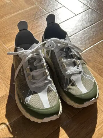 Norda 001 Glitch 노르다 26.5cm