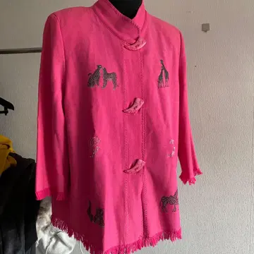 이타리야 동물 자수 핑크 테일러드 자켓