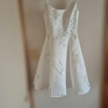 VICEO INTERNATIONAL 자수 웨딩 드레스