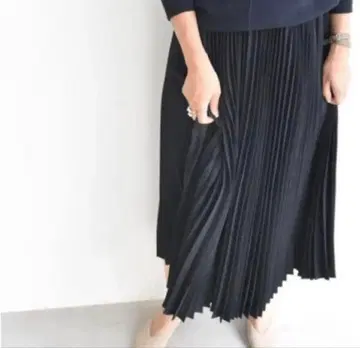 cen. 플리츠 스커트 다크 네이비 42