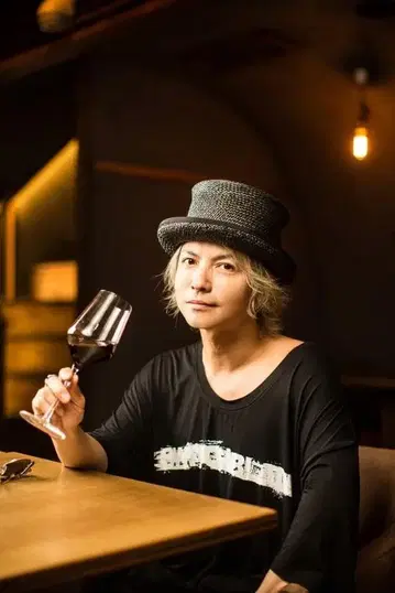 SWITCHBLADE KEEP A KNIFE 티셔츠 M 새상품급