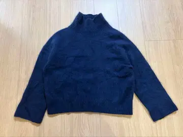 뷰티&유스 유나이티드 애로우즈 울 혼방 하이넥 니트 스웨터