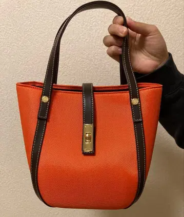 안나 마리 오렌지 나일론 핸드백