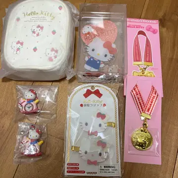 헬로키티 굿즈 세트
