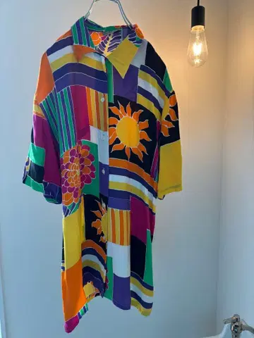 구제 의류 컬러풀 반팔 셔츠