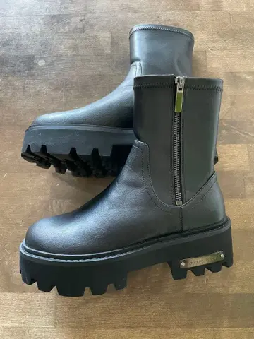 누벨 보 릴랙스 통굽 부츠 23cm BLACK 완판템