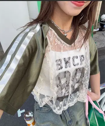 새상품급 CIAOPANIC 7부 소매 레이스 도킹 풋볼 Tee 그린