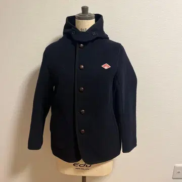 후드 부착 네이비 울 코트