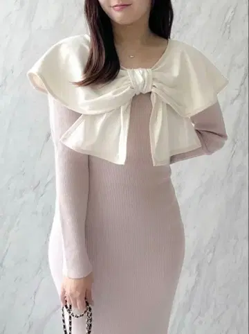 dazzlin 파이핑 리본 니트 원피스 핑크