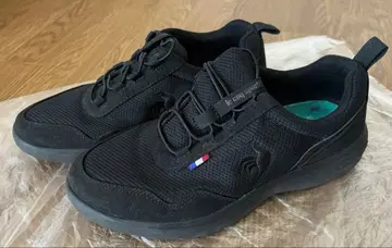 르 코그 스포르티프 블랙 스니커즈