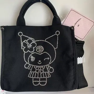 블랙 캔버스 백 캐릭터 포함 2way