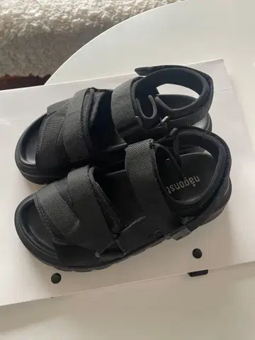 nagonstans 나곤스탠스 청키 샌들 스포츠 샌들