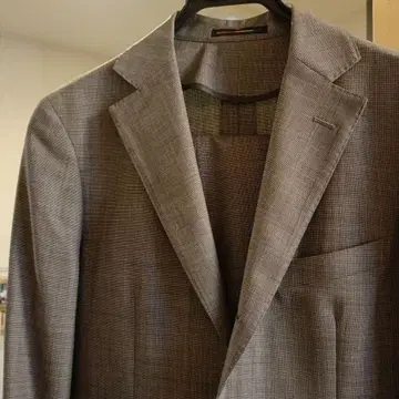 ORIHICA 그레이 계열 체크 무늬 수트 SS