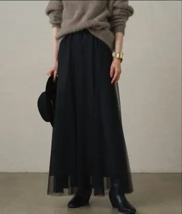 Loungedress 튤 플레어 스커트 블랙