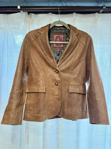 브라운 가죽 버튼 자켓