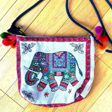 코끼리 패턴 자수 미니 숄더백 경량 에스닉계 미사용 새상품
