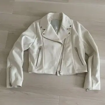 MERCURYDUO 화이트 스웨이드 라이더 자켓