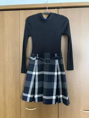 새상품급 BLUE LABEL CRESTBRIDGE 원피스 사이즈 38