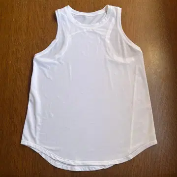 Lululemon 화이트 탱크탑