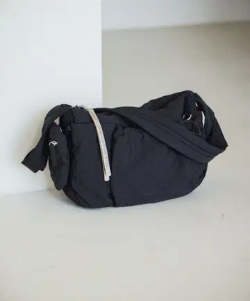 [ 미사용 새상품 ] studio CLIP 에서 온 기쁨 퀼트 숄더백