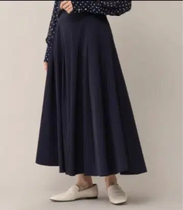 UNTITLED 노블 타프타 스커트 [세탁 가능] 1회 착용