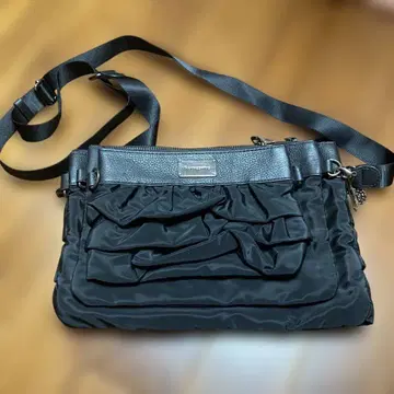 REFRESHING 숄더백 미사용