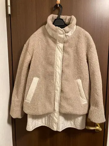 Vin 보아 퀼팅 자켓 베이지