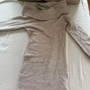 H&M 오프숄더 니트 원피스 롱 베이지 멜란지 XS