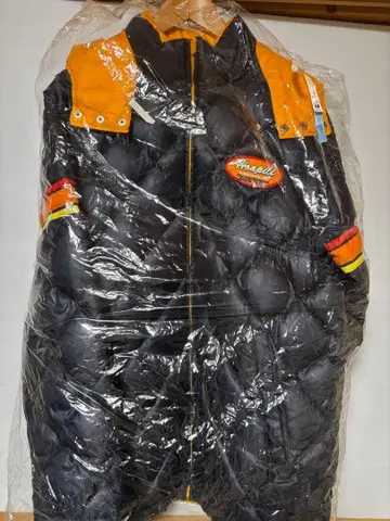 Hapilli 네이비 오렌지 다운 자켓