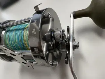 베이트 캐스팅 낚시릴 CL90