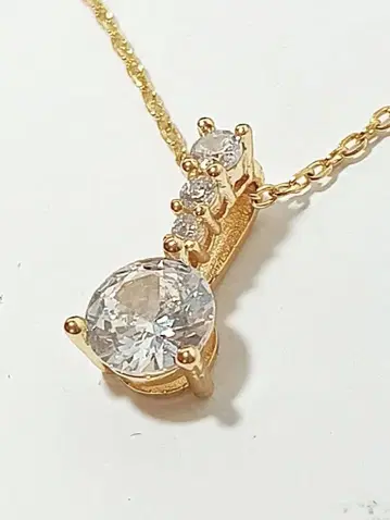 스와로브스키 솔리테르 크리스탈 크리스탈 파베 목걸이 골드