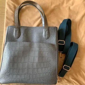 그레이 크로커다일풍 숄더백