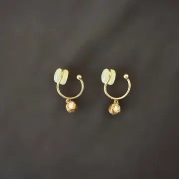 WOJE Muse 논홀 귀걸이 (양쪽 귀)